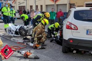 Ferit un motorista després d'un greu accident de trànsit a Elda