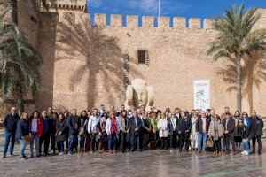 Los Moros y Cristianos de medio centenar de localidades españolas toman Elche por la X Asamblea Nacional de la UNDEF