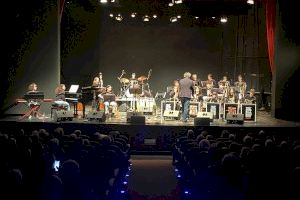 La “Jove big band Sedajazz” pone en pie al auditorio de la Casa de Cultura de El Campello