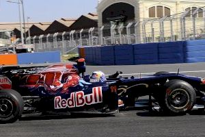 L’expilot de Fórmula 1 Jaime Alguersuari participarà en el Racing Legends