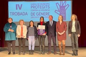 Bufali, Bellús i Benissuera reben la seua placa com a membres de la Xarxa de Municipis contra la Violència de Gènere de la Diputació