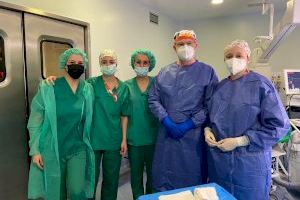 El Hospital Clínico de València incorpora una técnica con células madre para tratar las fistulas anales por la enfermedad de Crohn