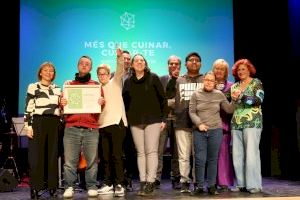 Quart de Poblet acoge la entrega de premios a los trece "Projectes Que Canvien El Món”