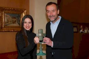 El alcalde le transmite todo el apoyo del Equipo de Gobierno y de la ciudadanía ilicitana a la representante de Eurovisión Blanca Paloma