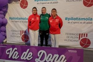 L’Escola de Pilota Valenciana de Moncada recolça “ Va de Dona”