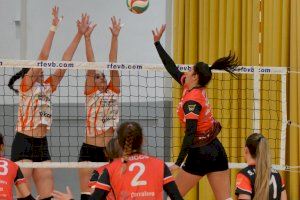 Familycash Xàtiva voleibol femenino y masculino ganan con autoridad los derbis valencianos en la superliga2