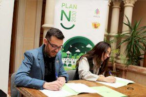 El Ayuntamiento de Novelda renueva el convenio con el Consell de la Joventut