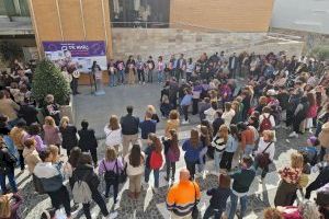 Alboraia commemora el 8M amb una campanya per visibilitzar el paper de les dones i la discriminació que pateixen