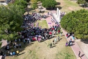 Almenara celebra el 8M con la participación del alumnado del colegio, instituto y escuela infantil municipal