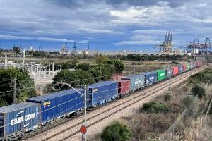 Puerto de València: más trenes, más largos, más mercancías y más contenedores