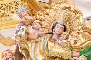 La comisión Reina-Paz-San Vicente dedica su falla infantil al Centenario de la Coronación de la Virgen