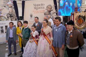 Mazón, Almeida y Catalá asisten al homenaje al artista fallero Manuel Algarra que ha realizado la Falla Almirante Cadarso-Conde Altea