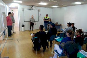 Arranca el Curso de Socorrismo Acuático promovido por las concejalías de Educación y Juventud del Ayuntamiento de la Vila Joiosa