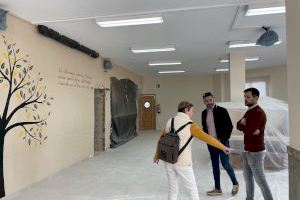 Pequeña reforma en el Centro Social de Benitatxell para poder licitar la explotación de su cafetería