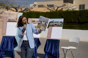 María Tormo defensa a la platja d'Almassora els recursos per a un nucli urbà que supera en nombre de veïns a Cabanes