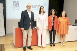 FACSA lliura 22 beques a estudiantat de grau de l’UJI resident a Castelló