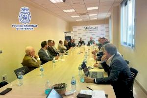 Los polígonos industriales de Alicante reúnen a Policía Nacional y seguridad privada en un encuentro de coordinación