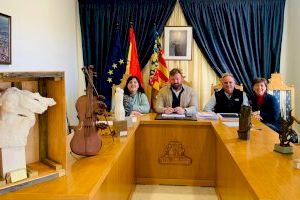Set artistes de tota Espanya es presenten al concurs d'escultura de l'Ajuntament de Sant Jordi