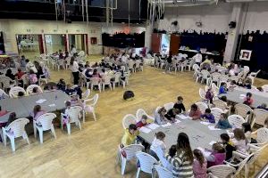 200 niños y niñas participan en la Escuela de Pascua de Benaguasil