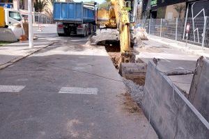 Comienza la renovación de las redes de agua potable y alcantarillado en la calle Manuel Alcaraz Mora