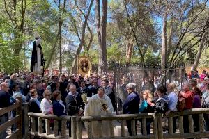 Milers de persones celebren la festivitat de Sant Vicent a Llíria