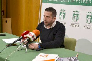 Dimite como concejal de Petrer Victor Sales tras abandonar Ciudadanos para unirse al PP