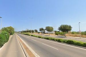 Un motorista borratxo provoca un accident a Castelló i intenta fugir del lloc
