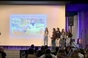 Alumnas del instituto de Puçol viajan a Alemania con sus «Fairy Tales»