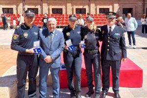 El oficial de la Policía de Vila-real y tres agentes, condecorados por la Generalitat