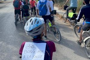 La Segona Marxa en bici a València reivindica una mobilitat sostenible i demana més seguretat per a les bicicletes