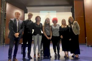 Els valencians Pau Andreu i Carla Saurí guanyen el premi «Joves Intèrprets» a l’especialitat de corda fregada