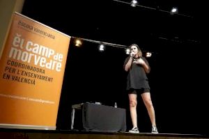 La cantante Colomet enseña a componer en valenciano