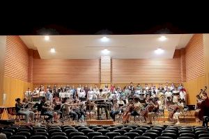 El Conservatori José Iturbi participa en la Missa d’Infants amb un programa de música valenciana