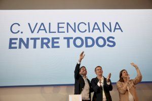 El PP intenta acorralar al PSOE en Valencia con Feijoó y recordando sus pactos con Bildu