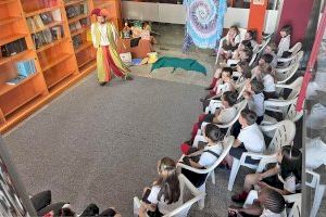 Los escolares de Benaguasil participan en las jornadas para fomentar la lectura en la Biblioteca