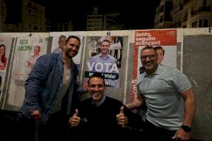 Miguel Vidal comença la campanya en la plaça Cartonatges i promet “preocupar-se i ocupar-se per totes les zones d'Alzira”