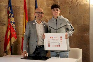 Alaquàs reconeix Darío Sielva, sotscampió d'Espanya de bàsquet infantl amb la selecció de la Comunitat Valenciana
