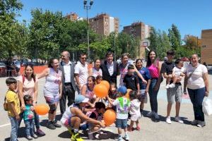 Giner propone un centro de atención a las familias en cada distrito de Valencia