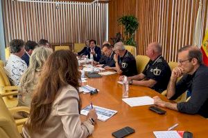 Alicante colabora con el Club de Regatas en la organización en julio del Campeonato del Mundo de Vela 420