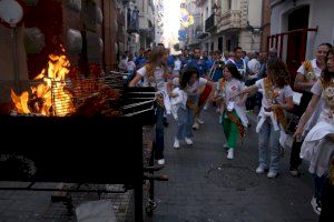 GALERIA | Multitudinària Nit de la Xulla a Vila-real en les festes de Sant Pasqual