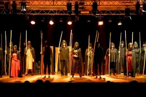 L’IES Misteri d’Elx guanya el VI Certamen Escolar de Teatre Grecollatí de la UA amb l’obra Odisea. Un viaje per la ítacas