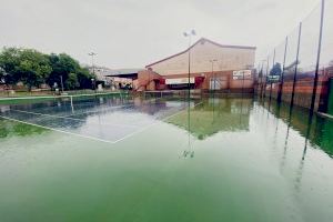 Petrer cierra las instalaciones deportivas municipales esta tarde tras decretarse alerta naranja