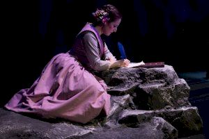 Les Arts acerca a los niños y niñas la ópera ‘L’elisir d’amore’ a través de un cuentacuentos