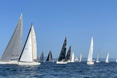 Trofeo Peñón de Ifach, un desafío entre Calp-Formentera de ida y vuelta para 42 titanes