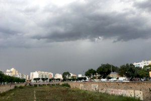 Las tormentas de norte a sur en la Comunitat Valenciana activan la alerta amarilla este jueves