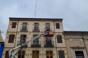 Sueca duu a terme una restauració integral de la façana de l'Ajuntament
