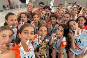 Las chicas del Club Fabraquer consiguen los tres primeros puestos en la final provincial de vóley