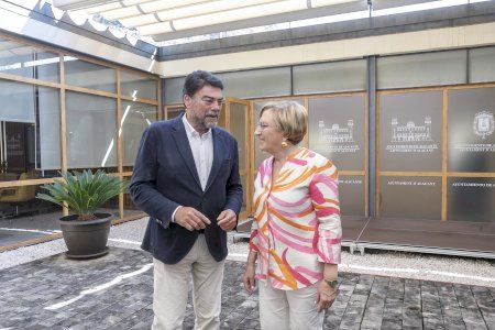 Barcala abre los contactos con el resto de partidos de cara a la investidura en el Ayuntamiento de Alicante