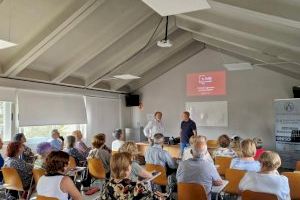 Massamagrell acoge el taller ‘Iai@ connectat’ para mayores de 65 años