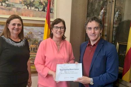 Colomer entrega los distintivos de Municipio Turístico de la Comunitat Valenciana a Traiguera, Onda, Burriana y Xilxes